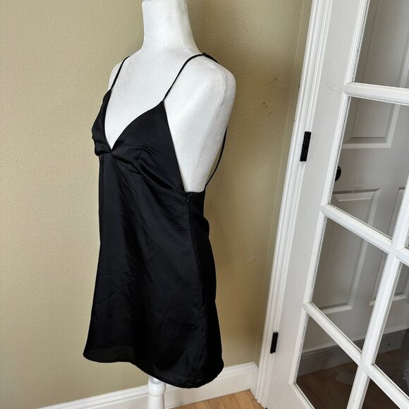 SOLARIS STYLE Classic Strappy Satiny Little Black Dress Size Small - Picture 5 of 9
